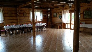 position: absolute; left: 300px; top: 580px
